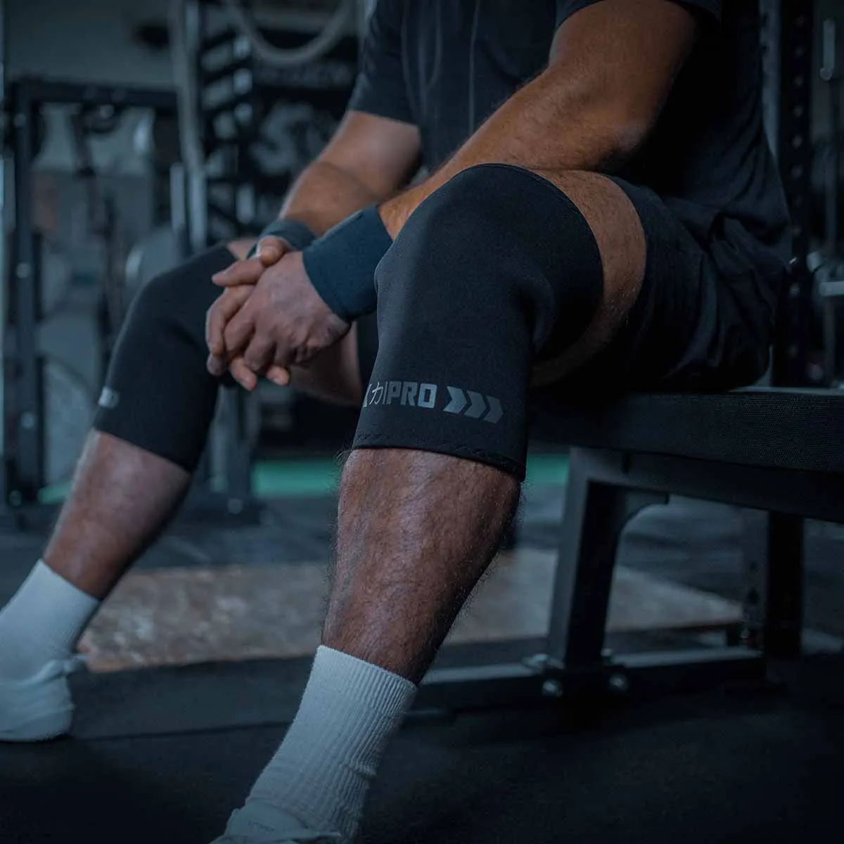 7mm Inferno PRO Knee Sleeves - Extra Stiff Neoprene, Stealth - IPF Approved