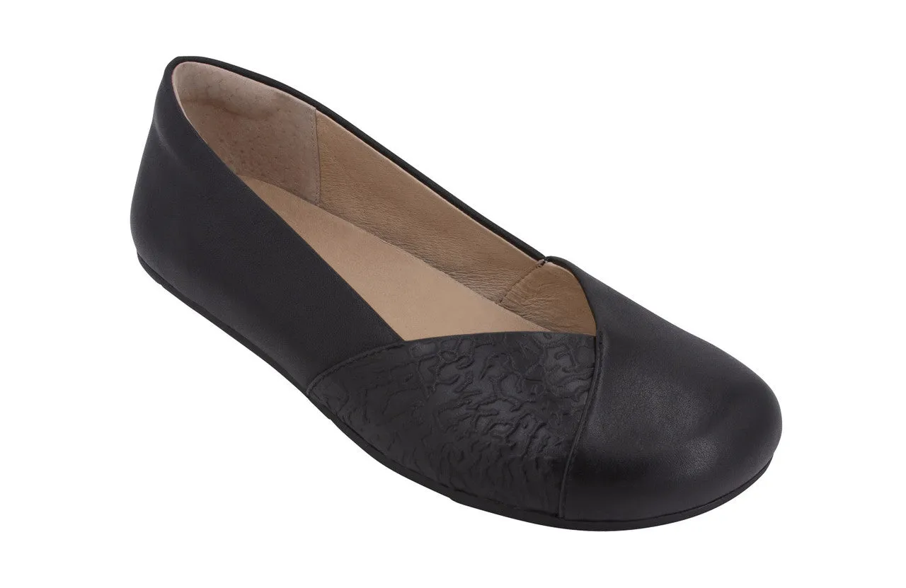 Barefoot Shoes - Xero - PHOENIX: Leather Dress Flat - WOMEN - Black