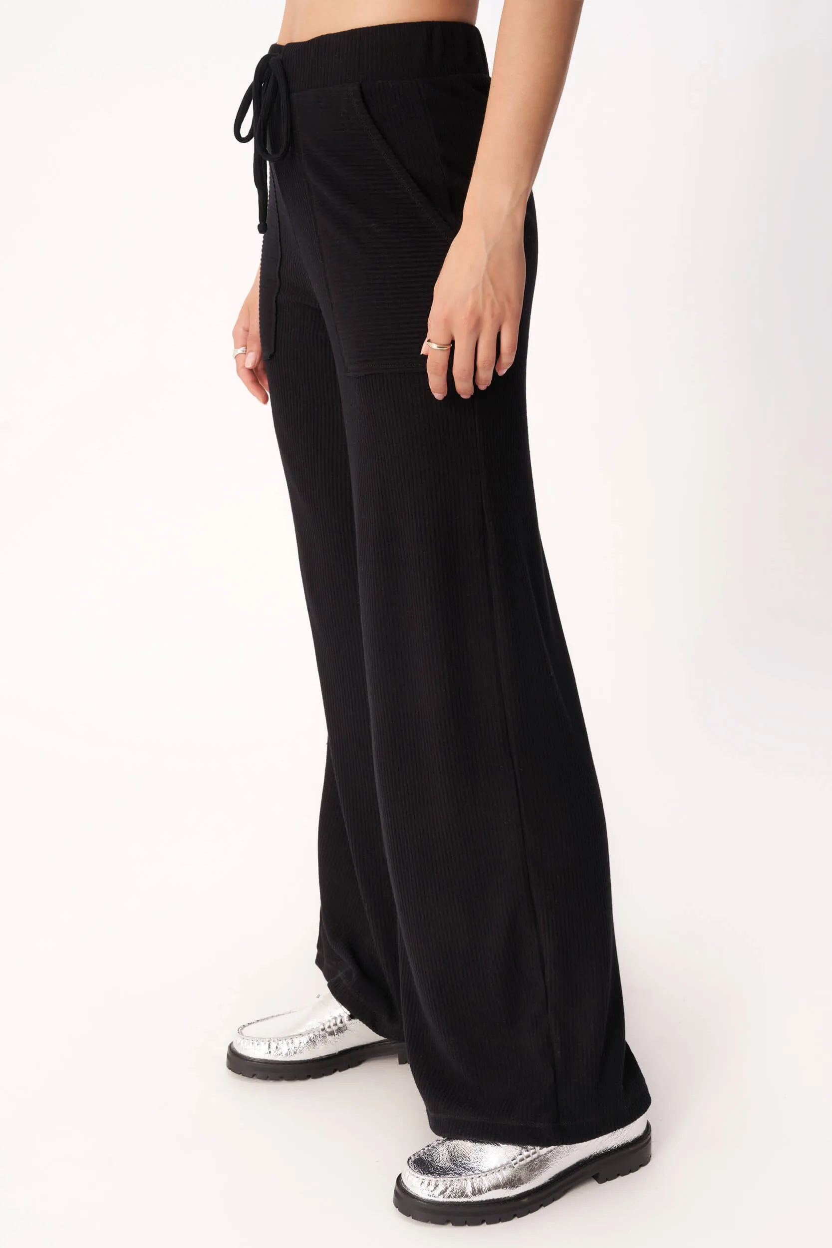 Essential Cozy Rib Pant - Black