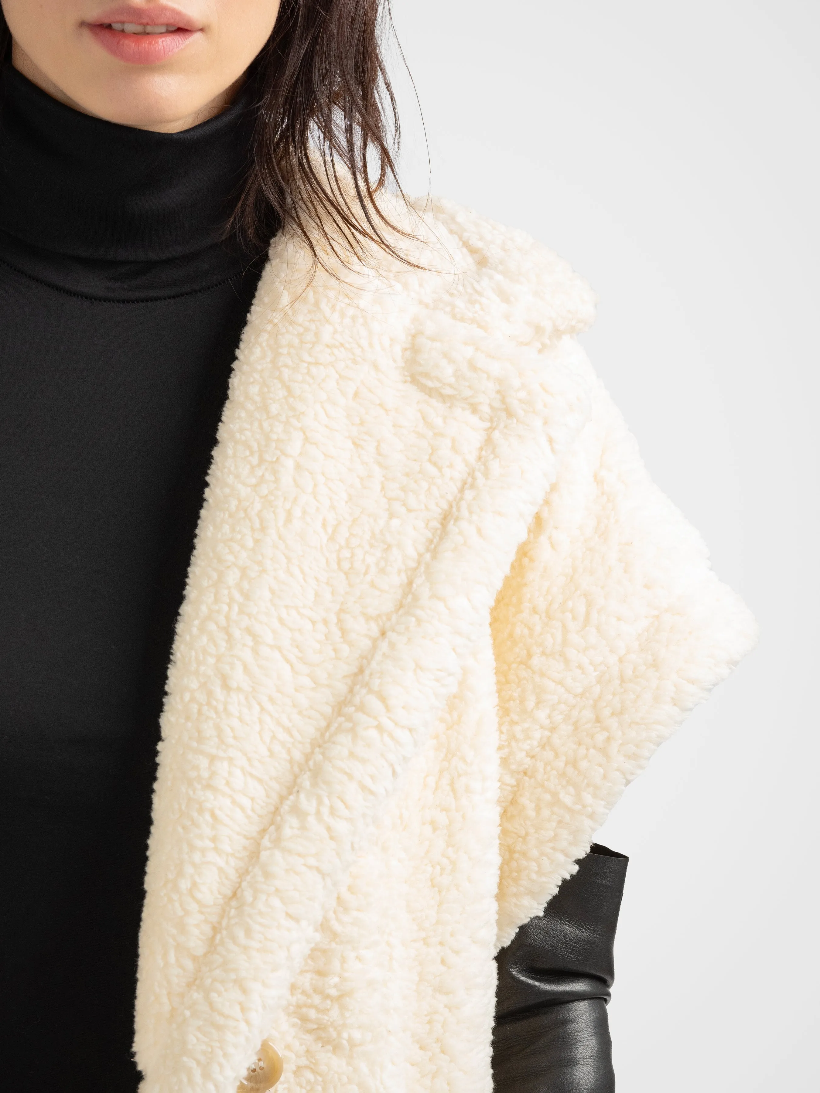 MARTIN vegan shearling gilet
